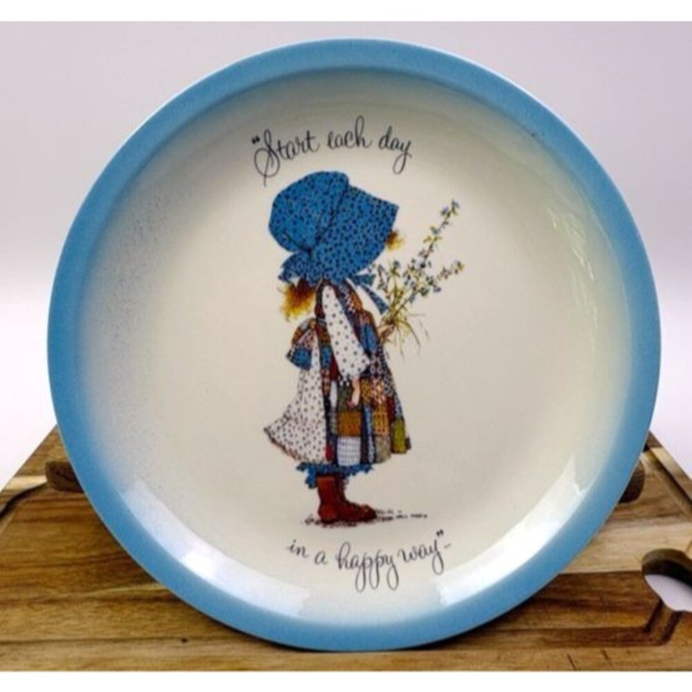 VTG Holly Hobbie Collector's Edition Plate Blue Start Each Day In Happy Way 10"